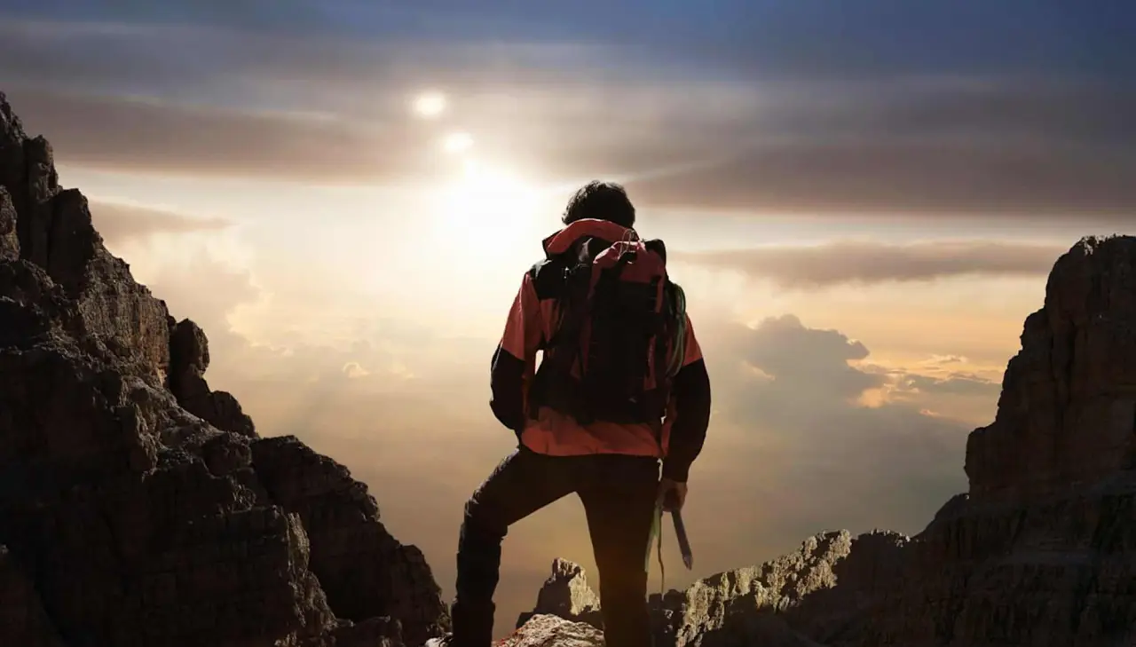 Jelajahi Petualangan Backpacker Lebih Murah Bersama Outside Digital | Travel